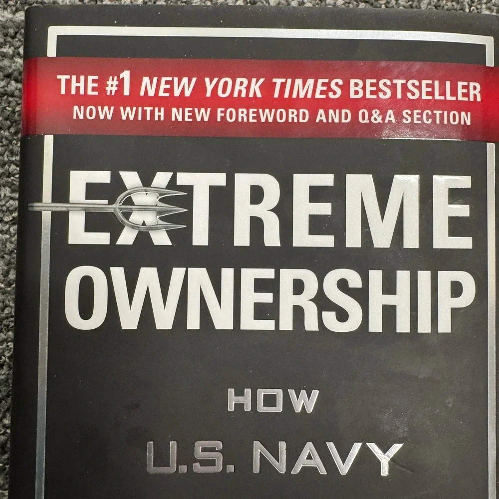 Extreme Ownership How US Navy SEALs Lead and Win Book Jocko Willink Leif Babin‎